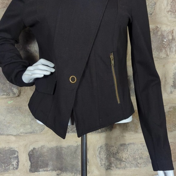CABI Black Asymmetrical Snap Zip Pointe Moto Jacket Size XS Style 615 Zip Pocket - Picture 5 of 14